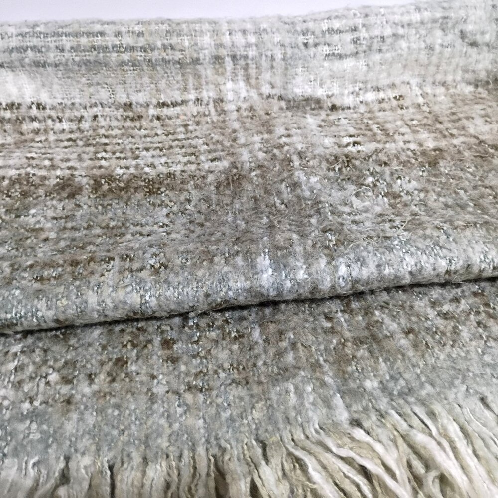 Throw Blanket Fuzzy Faux Alpaca Wool - Picture 6 of 10